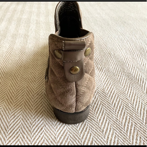 Steve Madden Gianna Boots - Picture 3 of 7